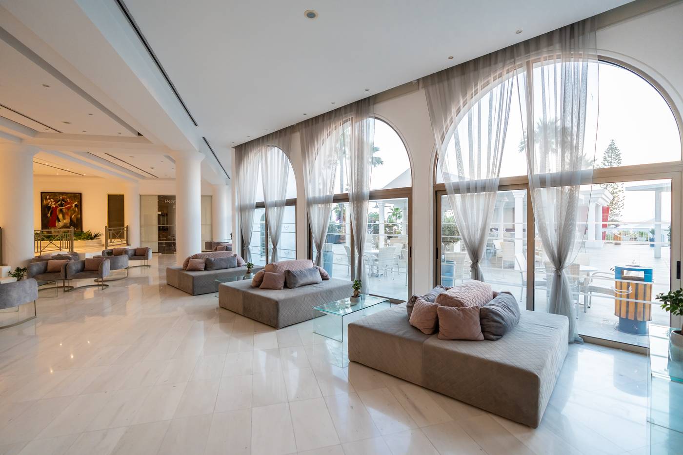 Golden-Coast-Lobby-47
