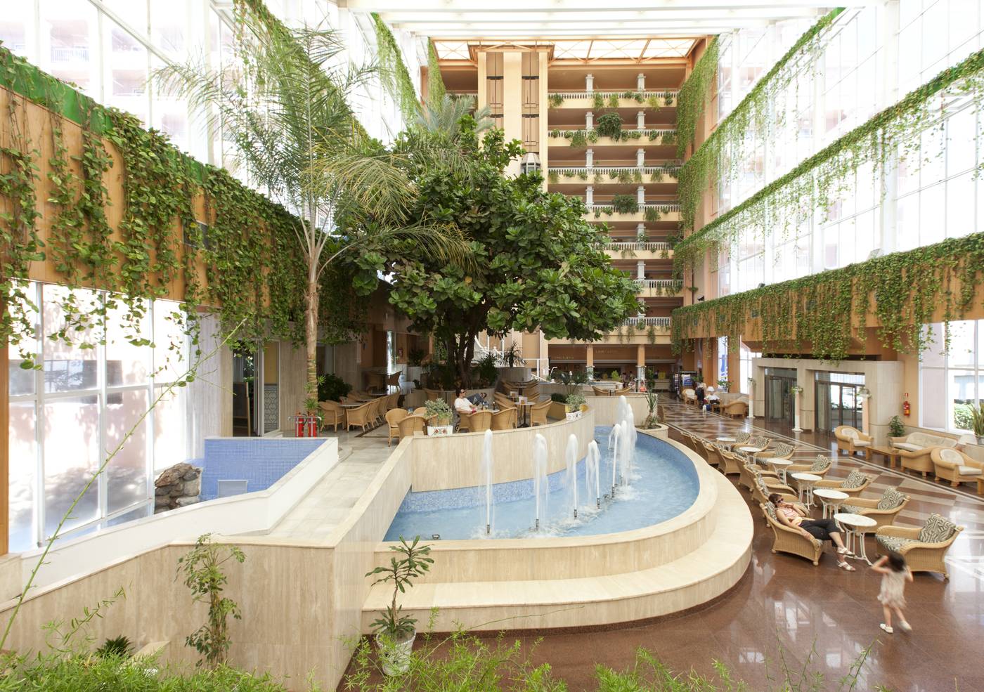 Playacapricho-Lobby-55