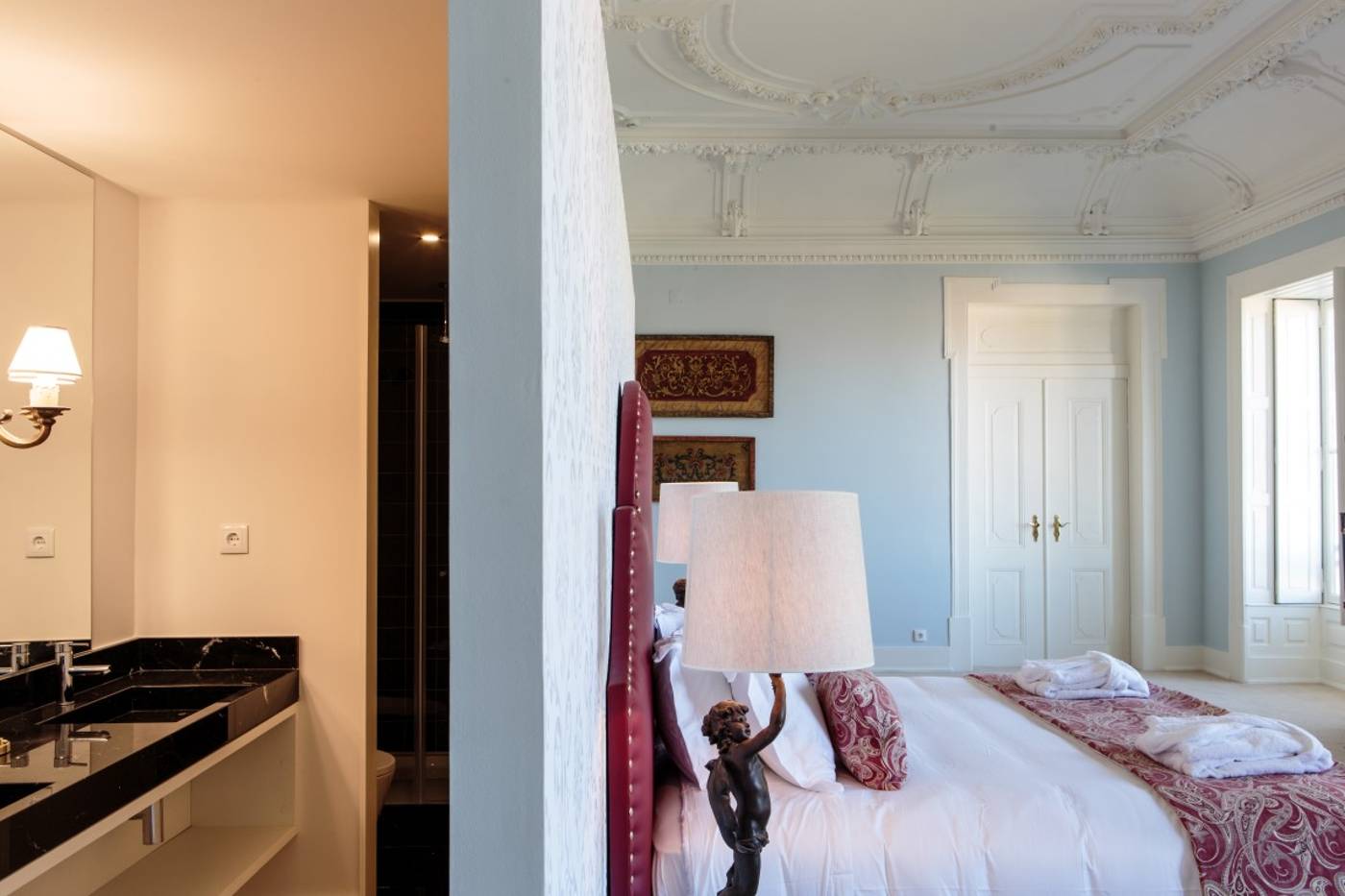 Dear-Lisbon-Palace-Chiado-Room-16
