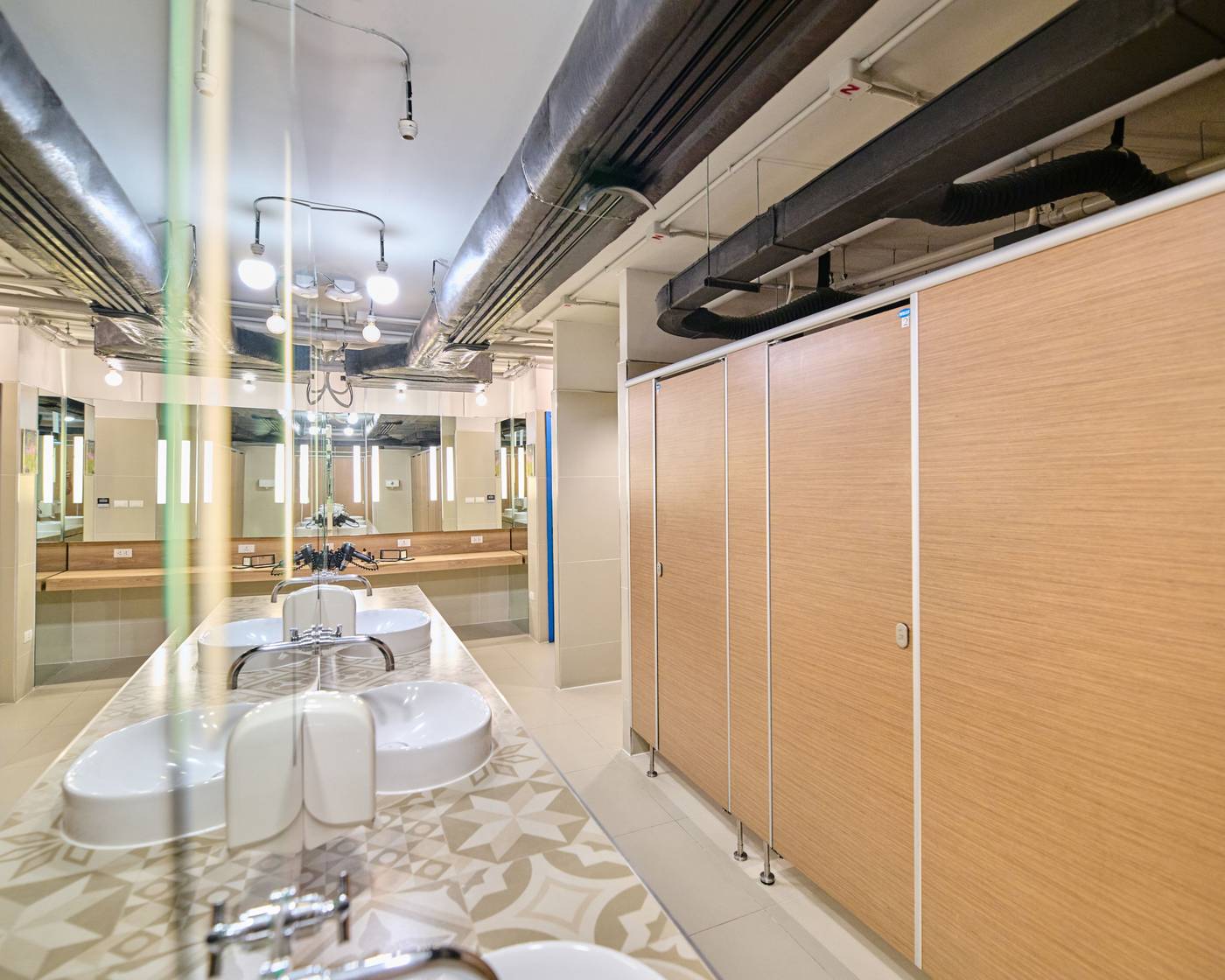 Lub-D-Phuket-Patong-Room-47