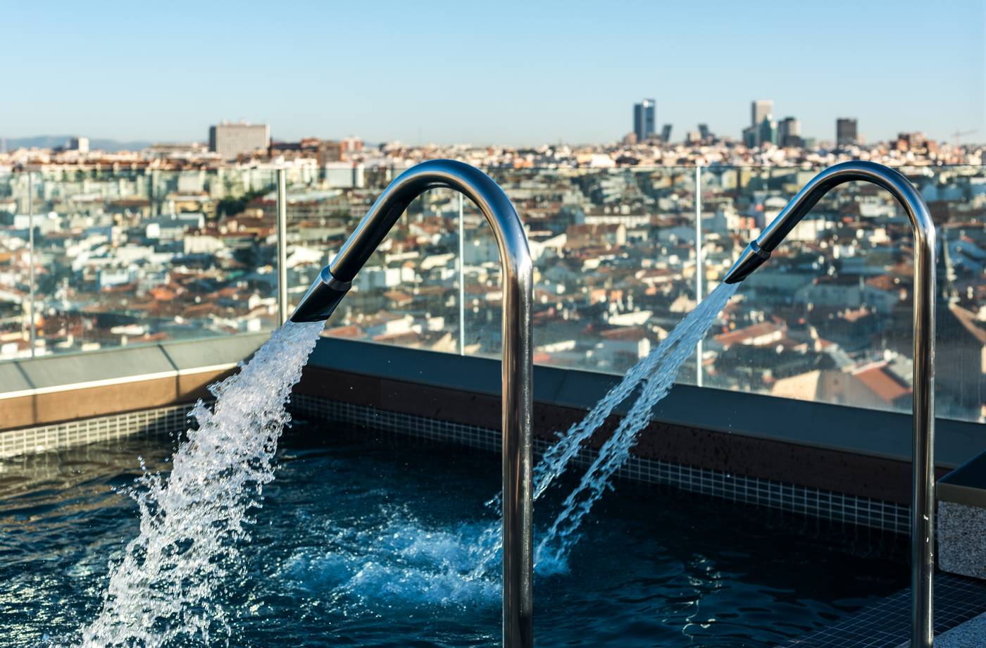 Gran-Via-Centric-II-Pool-56