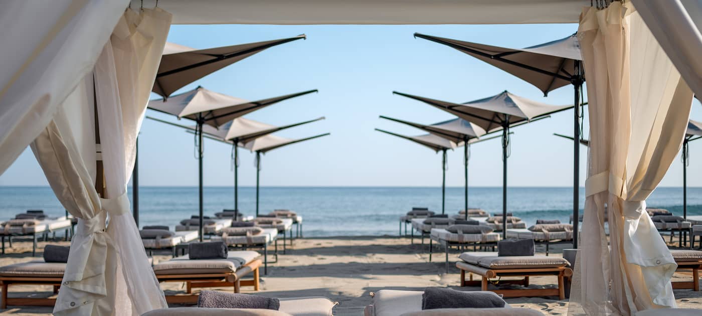 Ikones-Seafront-Luxury-Suites---Adults-Only-Beach-54