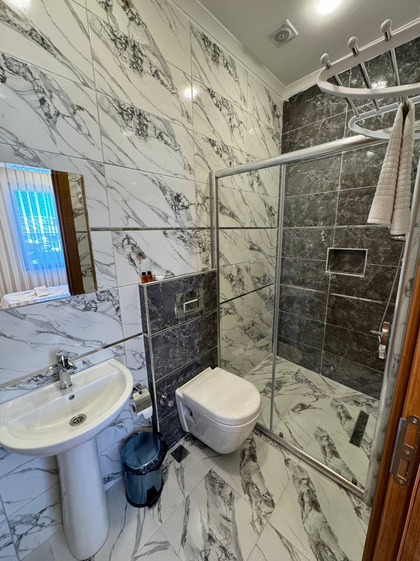 Riverside-Hotel-Room-29