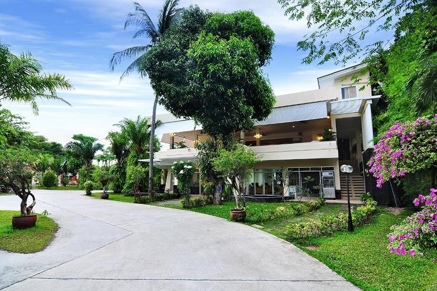 Phuket-Sea-Resort-SHA-by-ZUZU-General-view-2