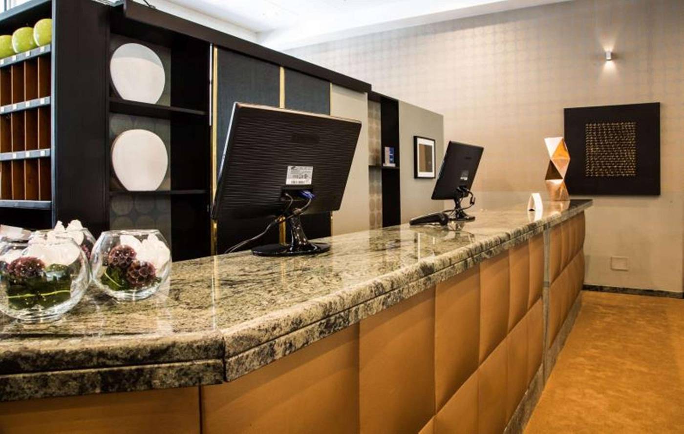 Hotel-Blaise---Francis-Lobby-11