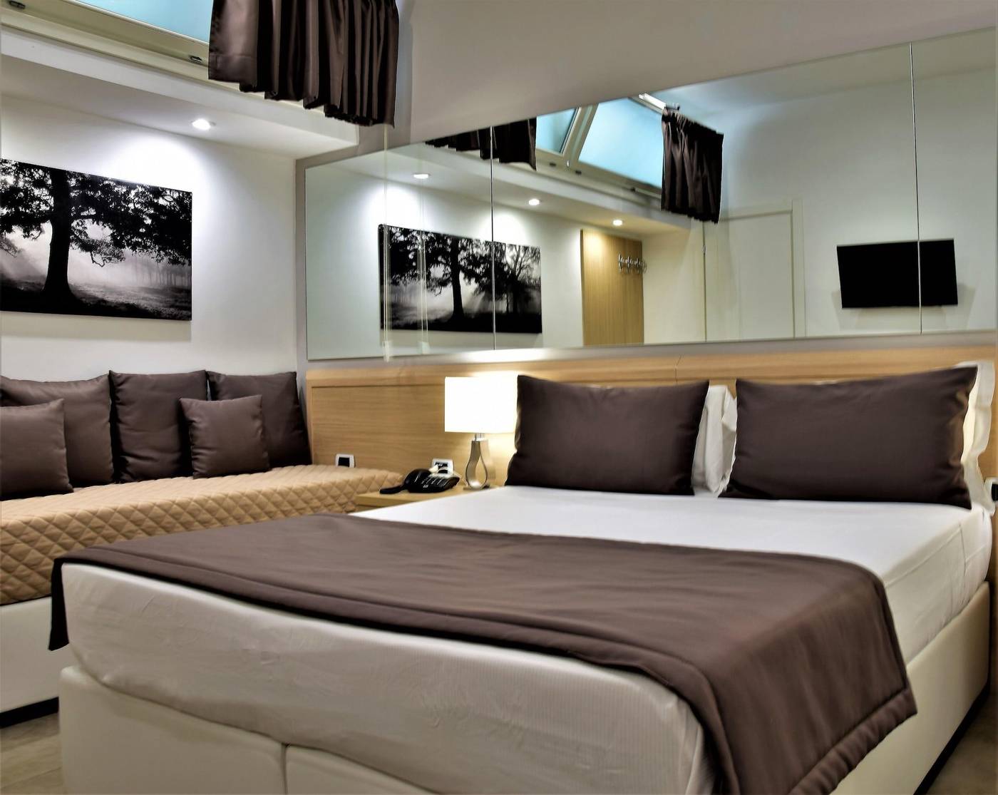 Hotel-Paolo-II-Room-17