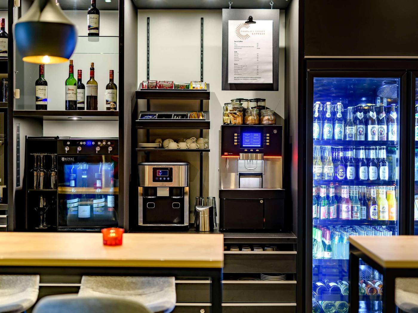 ibis-Berlin-Hauptbahnhof-Bar-17