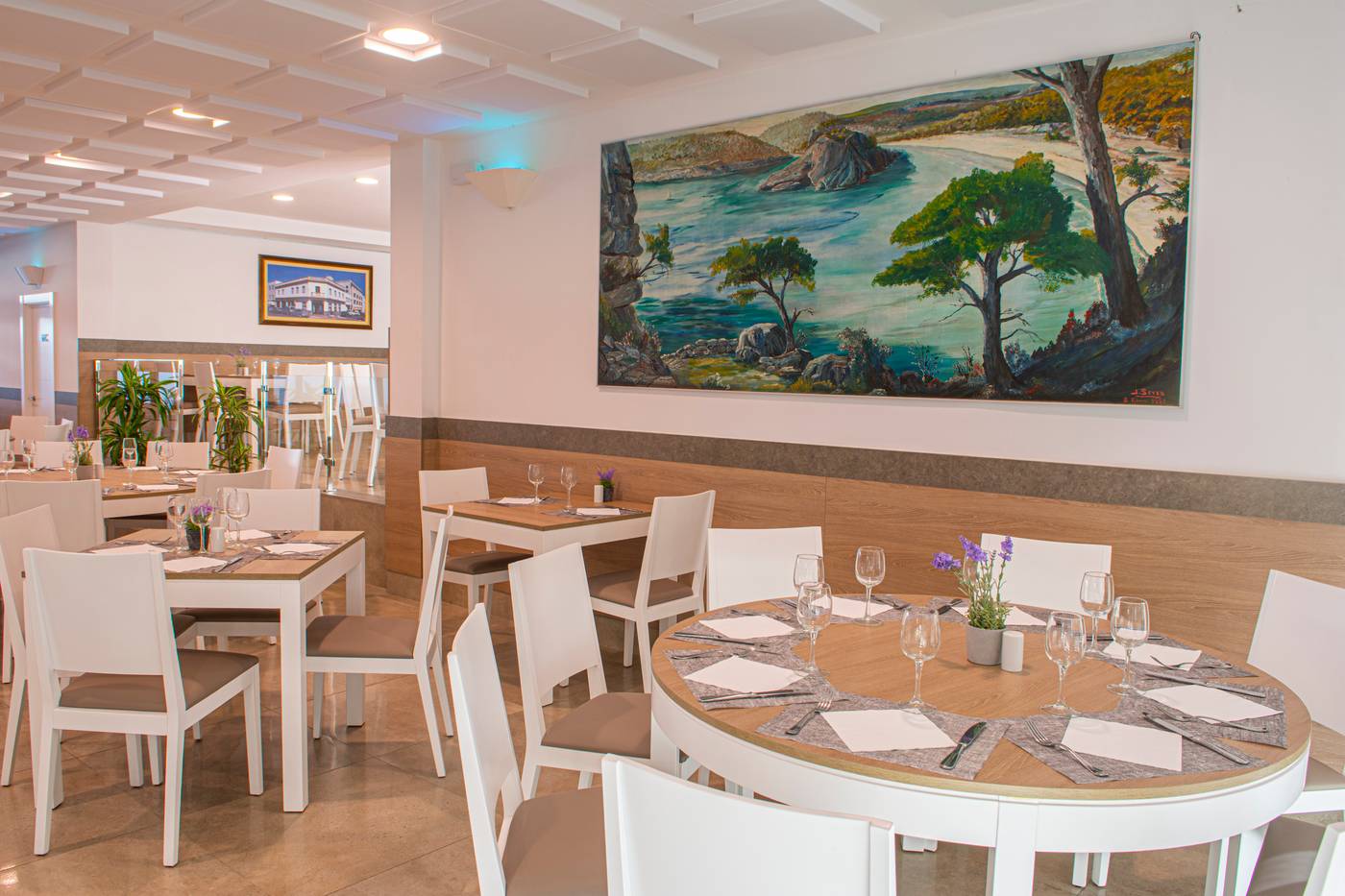 Loar-Ferreries-Apartments-Restaurant-31