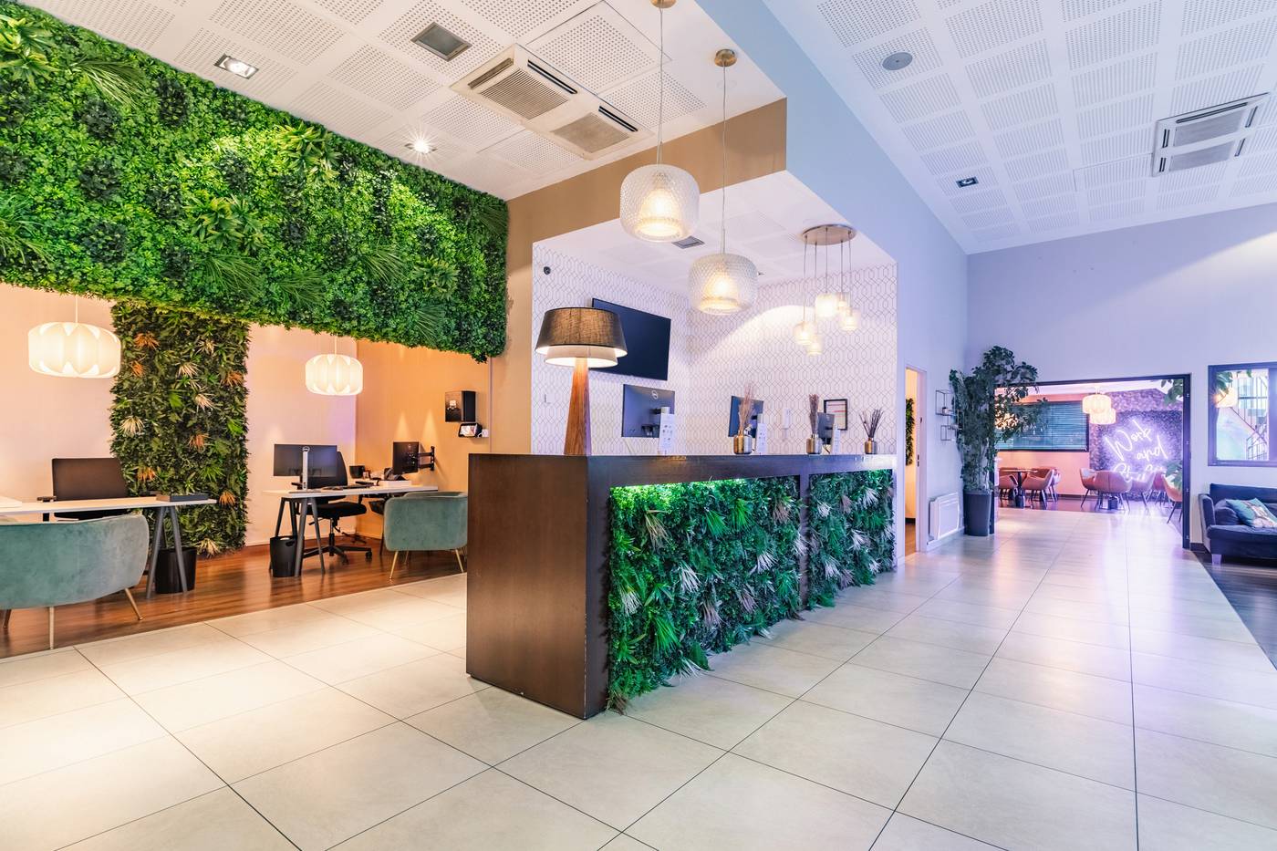 Appart-City-Collection-Paris-Grande-Bibliotheque-Lobby-10