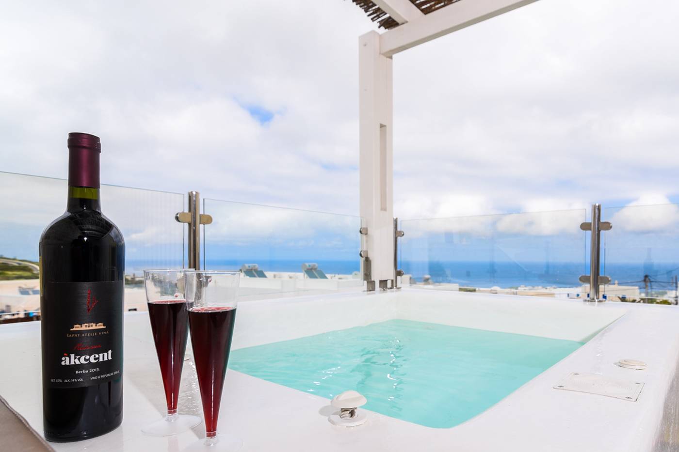 Suite-Home-Santorini-Room-48