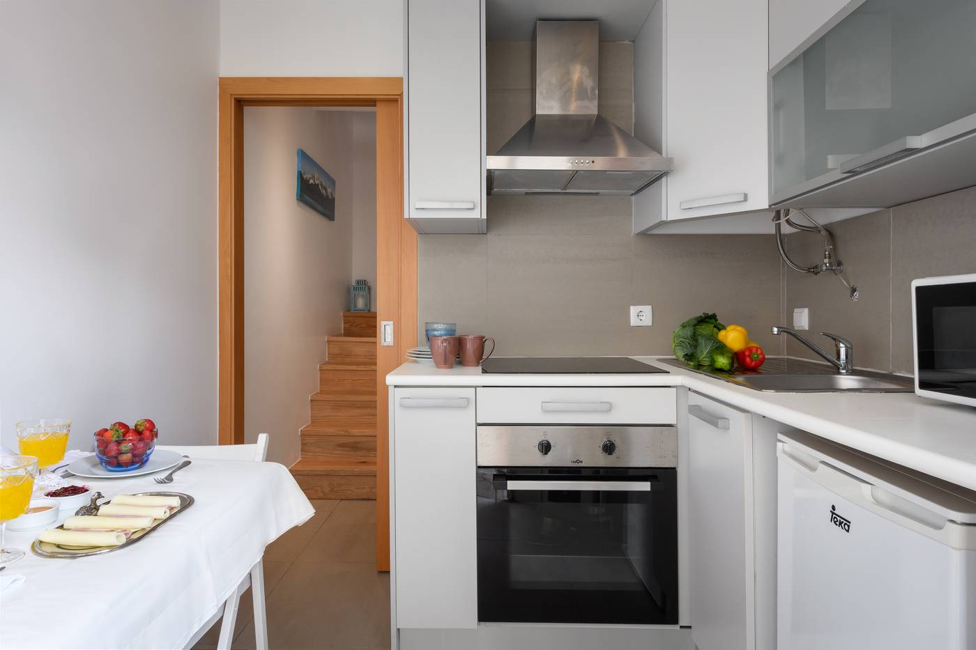 Alfama-Yellow-House-Room-20