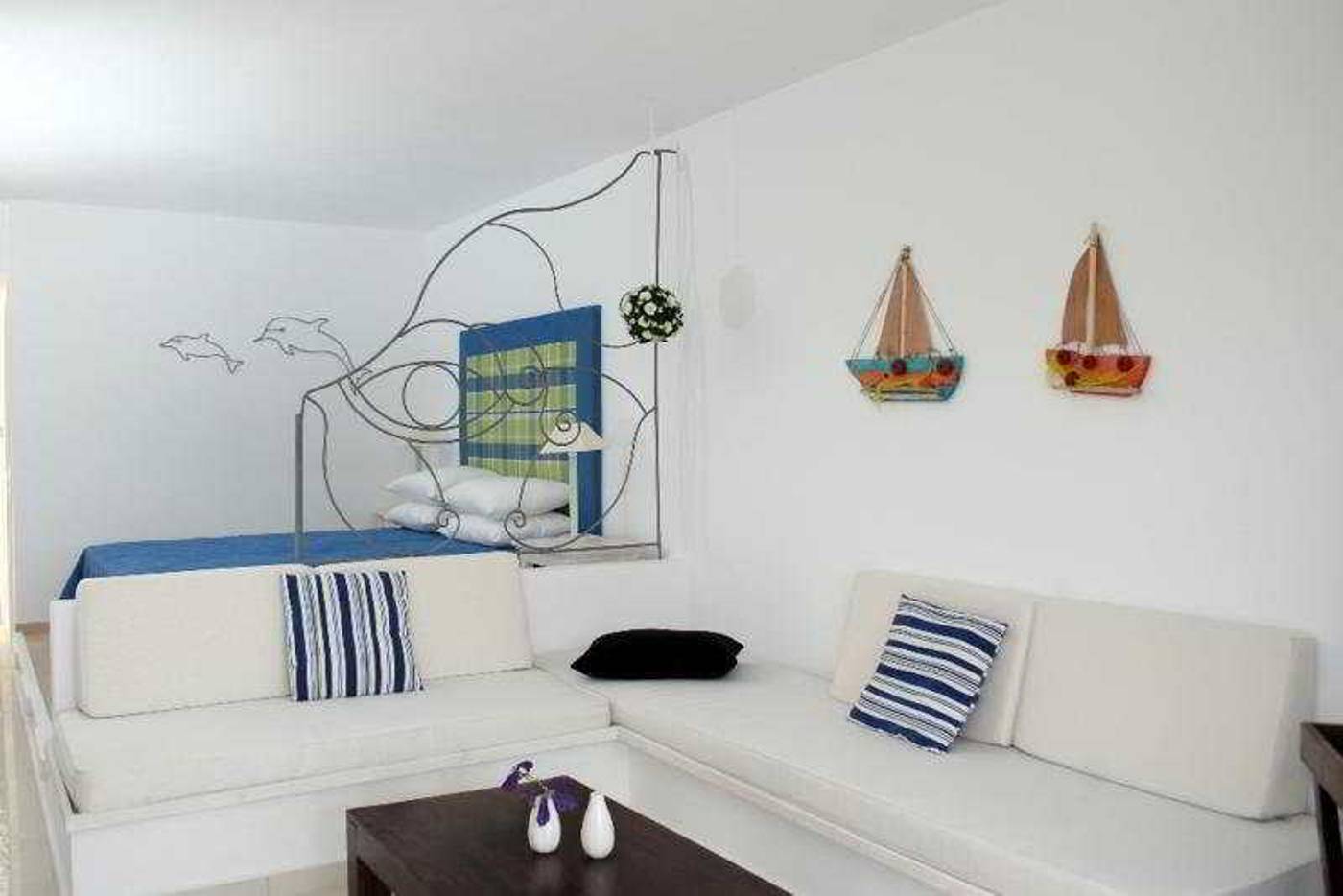 Belvedere-Gerakas-Lux--Suites-Room-15