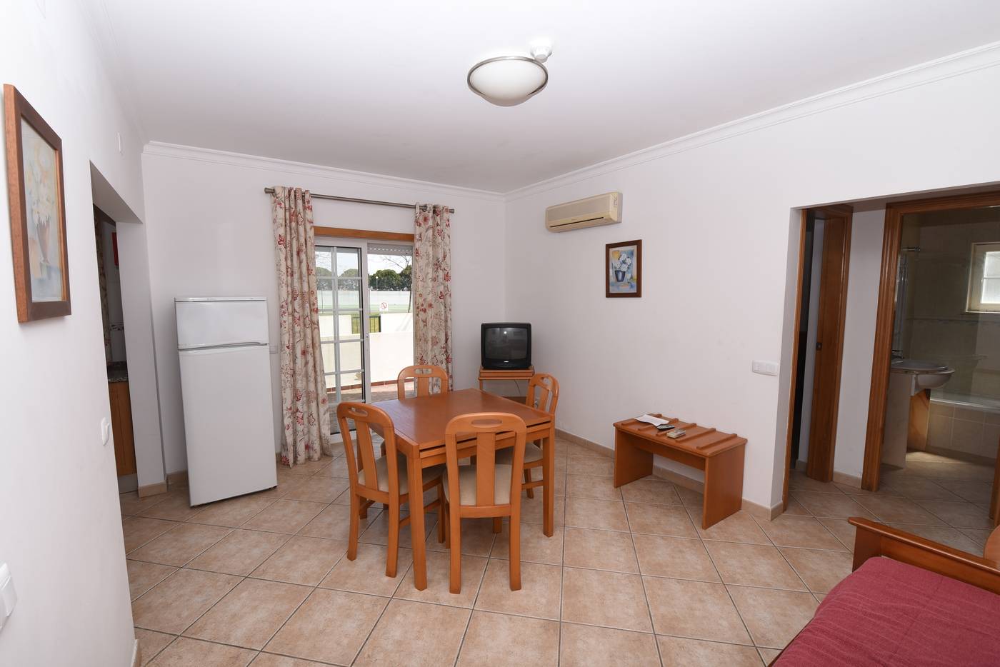 Real-Lota-Room-30