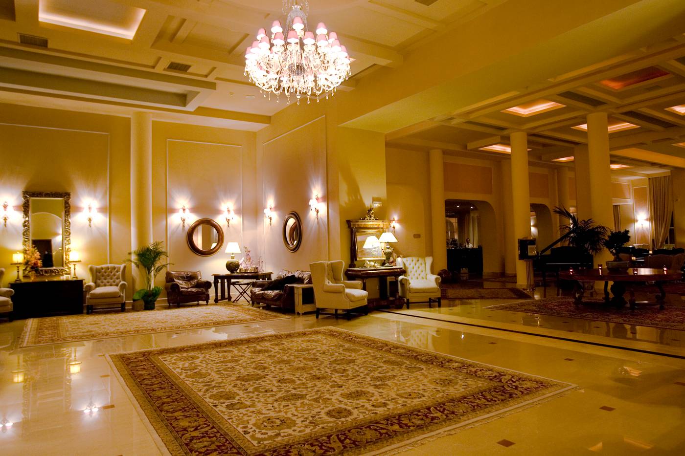 Mabely-Grand-hotel-Lobby-61