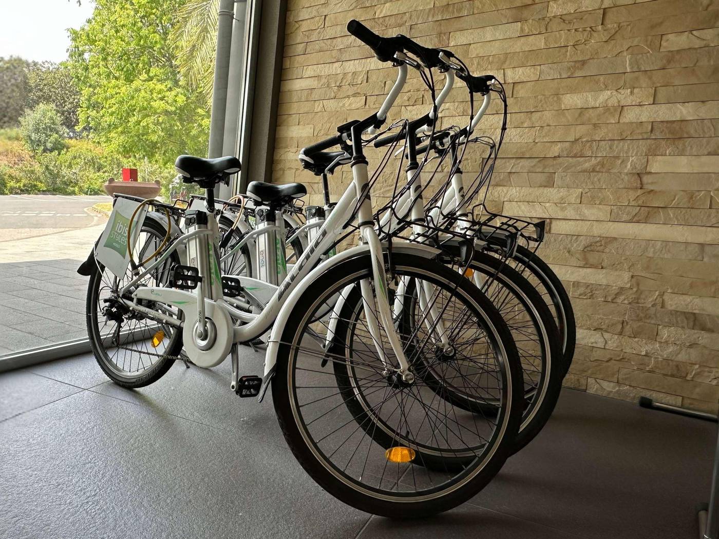 Ibis-Styles-Catania-Acireale-Sports-and-Entertainment-88