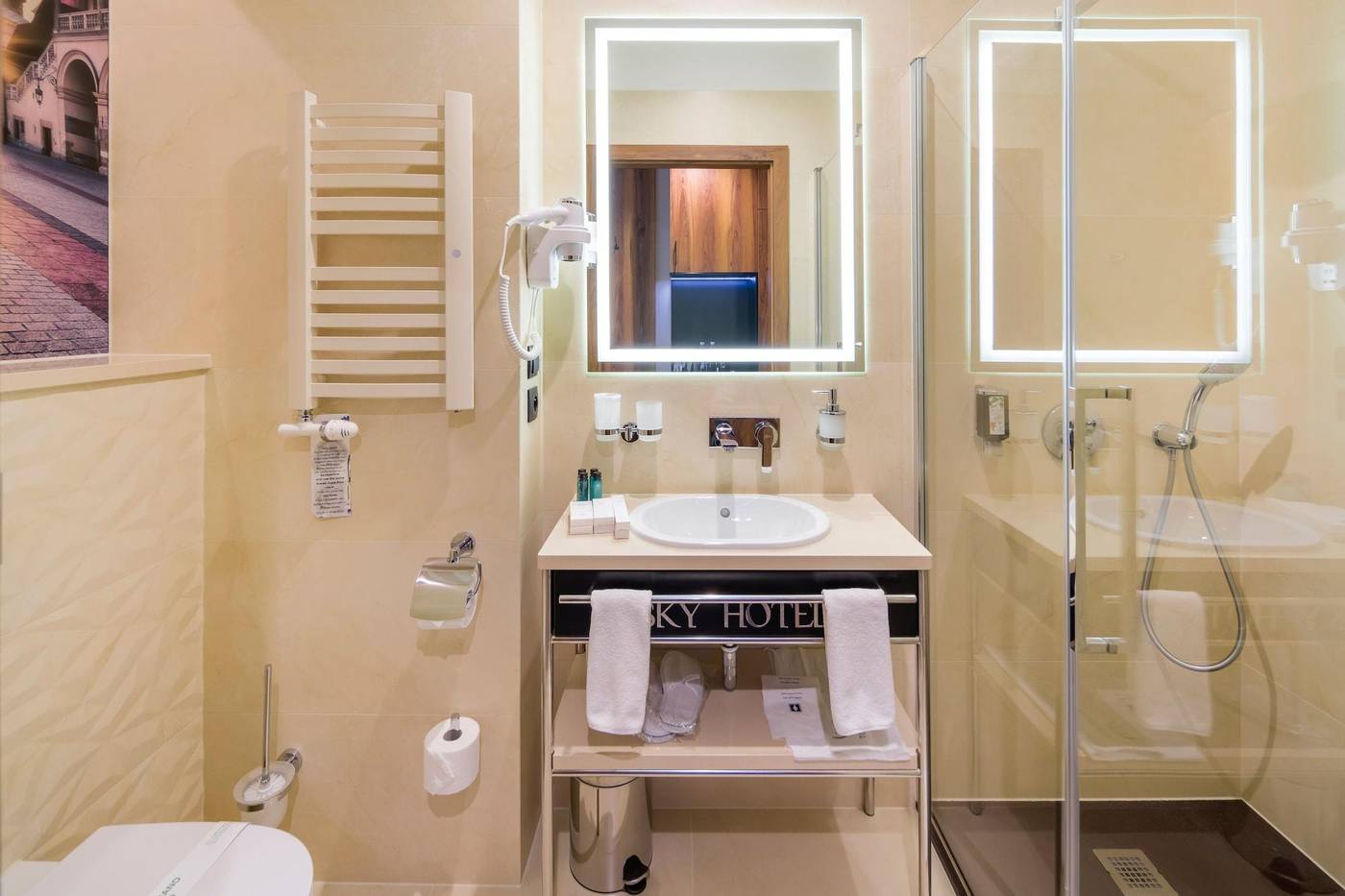 Sky-Hotel-Krakow-Room-36