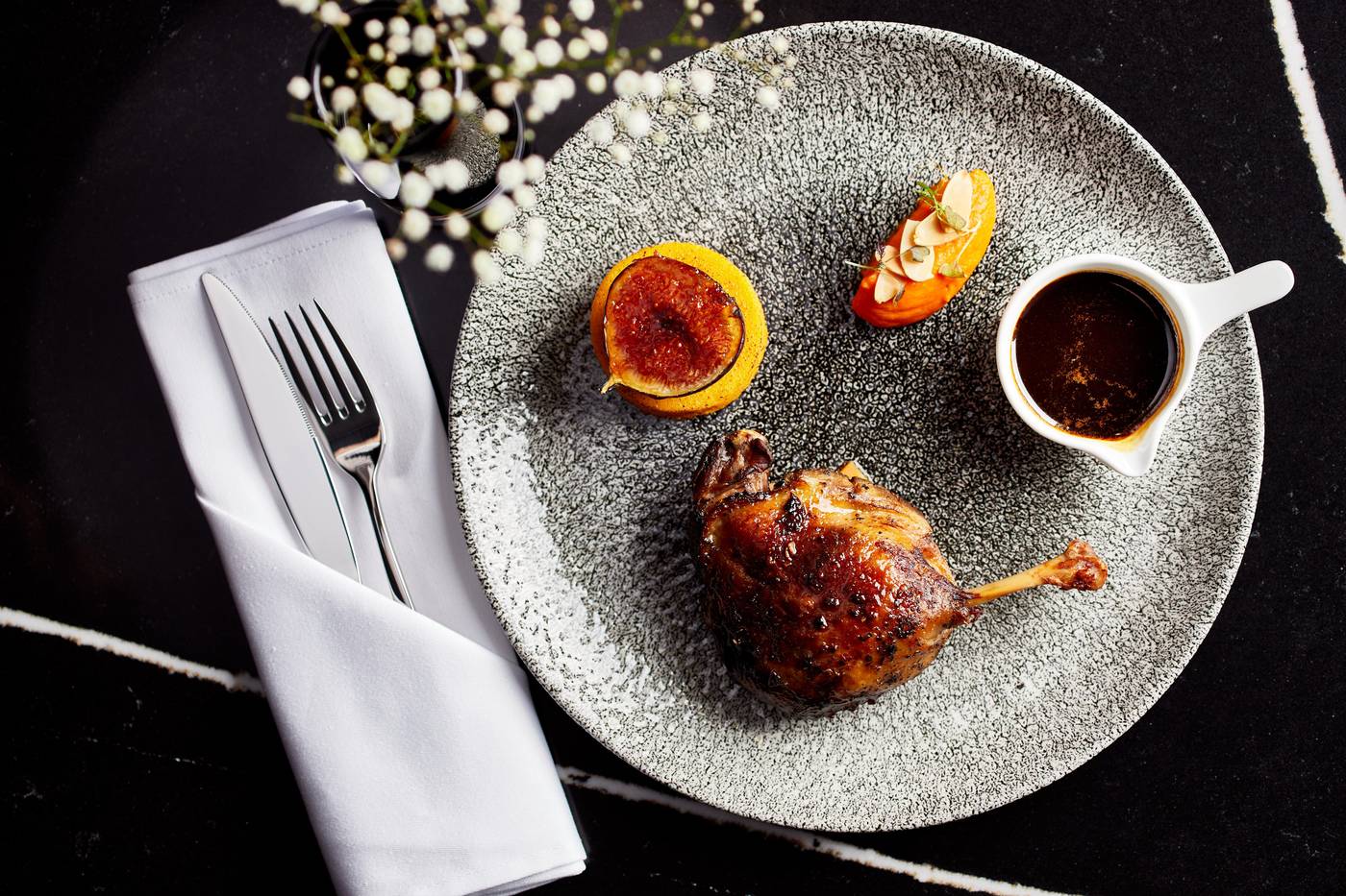 Holiday-Inn-Express-Warsaw---The-HUB-Restaurant-38