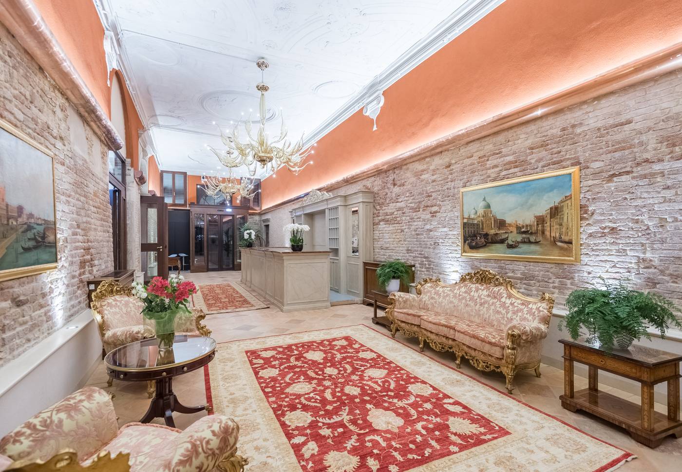 Nani-Mocenigo-Palace-Lobby-12