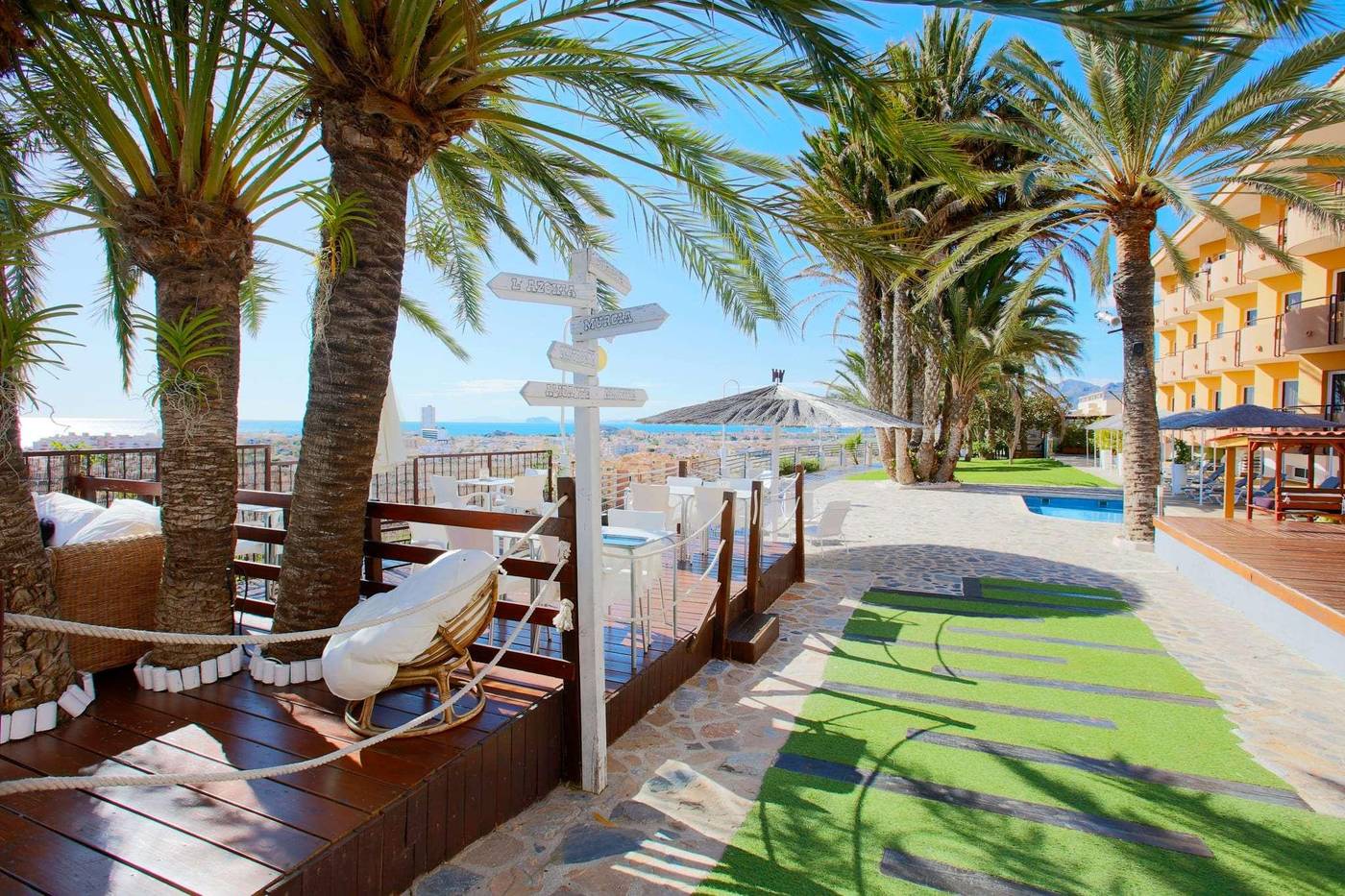 Ramada-Resort-by-Wyndham-Puerto-de-Mazarron-Lobby-67