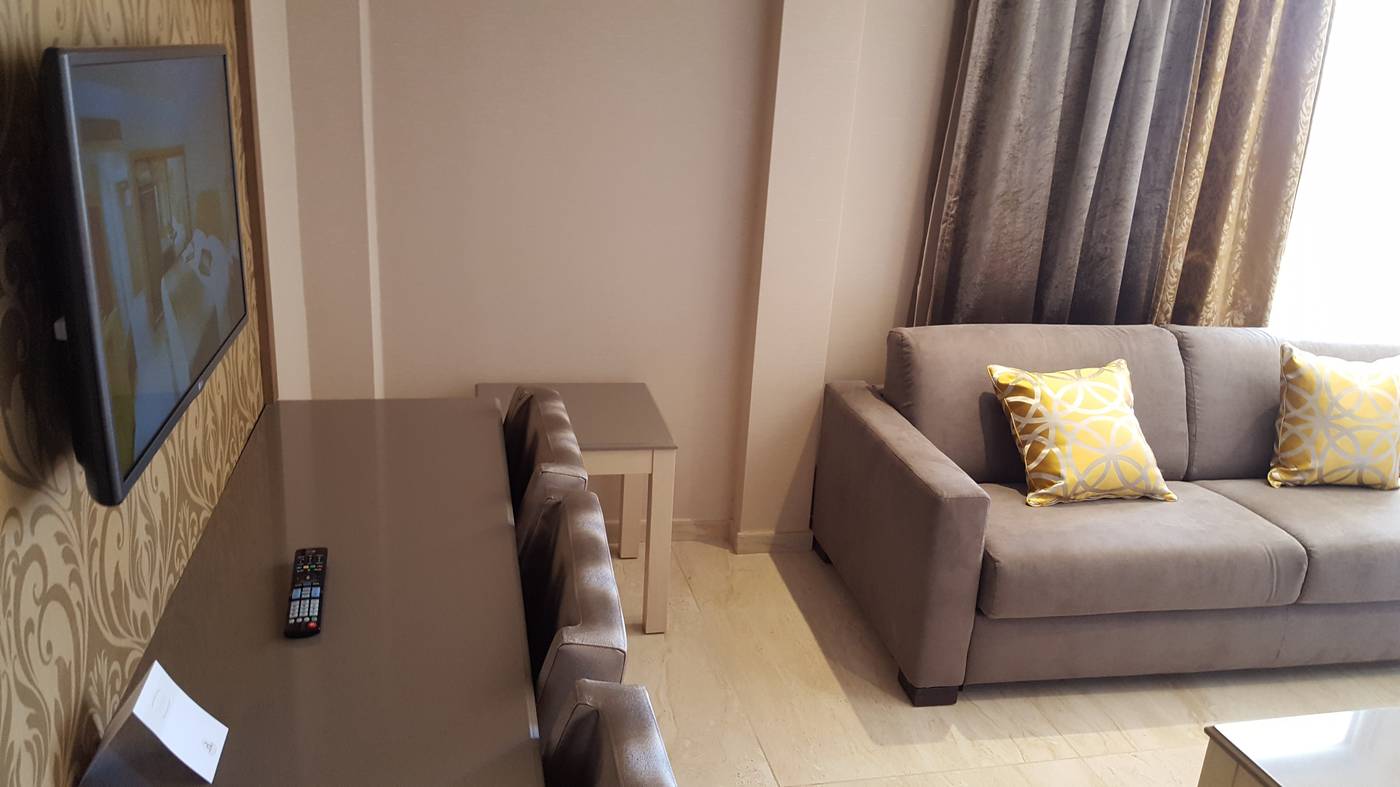 Adams-Beach-Hotel-Room-46