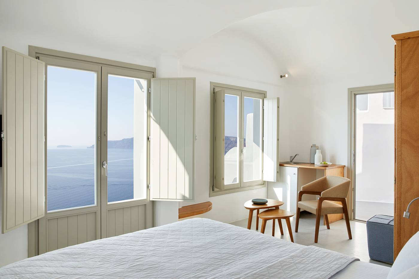 La-Perla-Villas-General-view-8