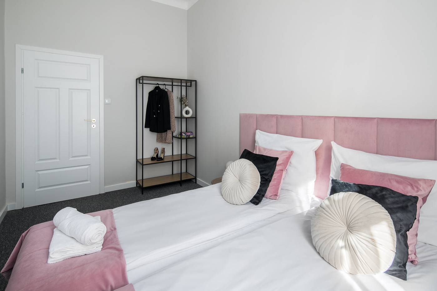 Green-Avenue-Apartments-Room-59