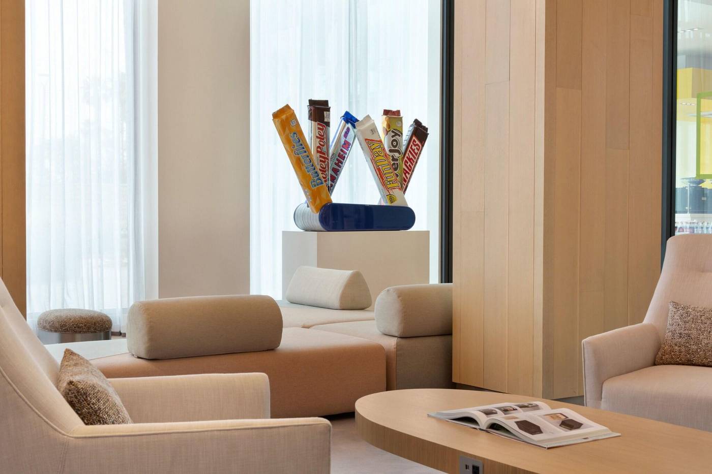 The-Viv-Hotel--Anaheim--a-Tribute-Portfolio-Hotel-Lobby-11