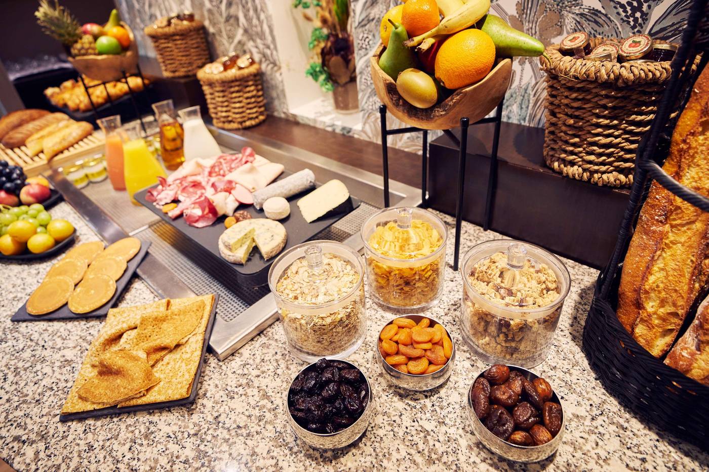 Plaza-Tour-Eiffel-Restaurant-44