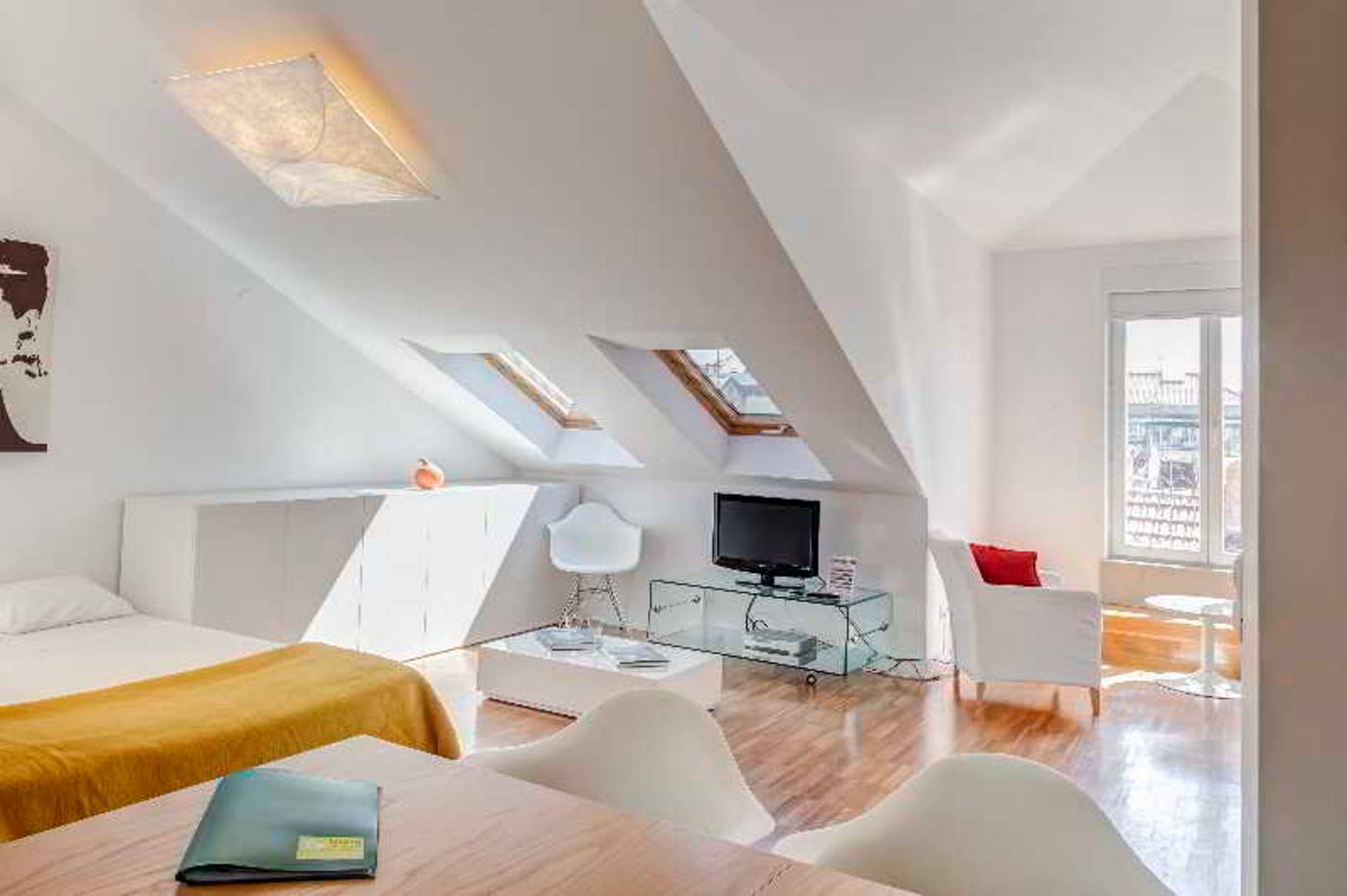 Hello-Lisbon-Bairro-Alto-Room-34