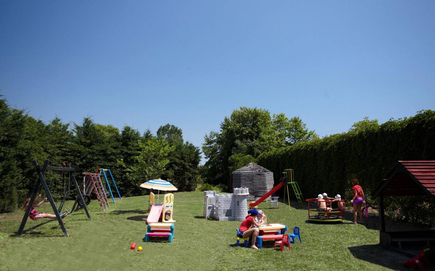 Dion-Palace-Sports-and-Entertainment-53