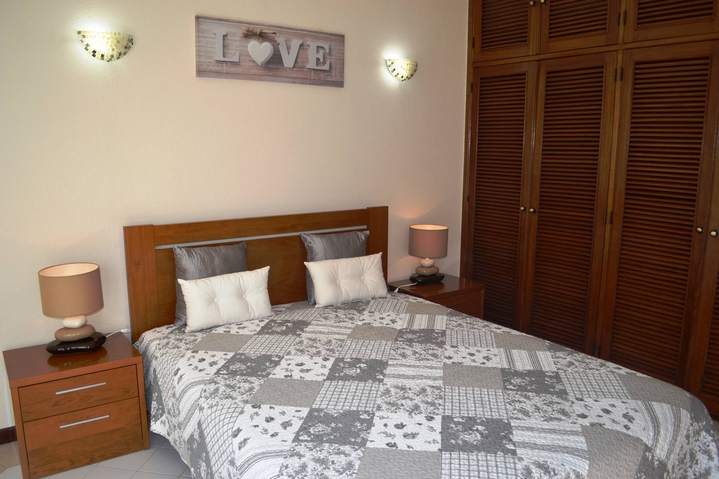 Algamar-Room-11
