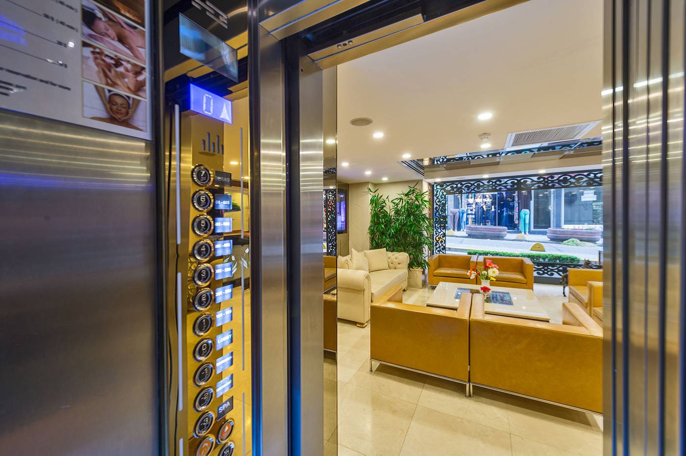 Darkmen-Hotel-Lobby-3