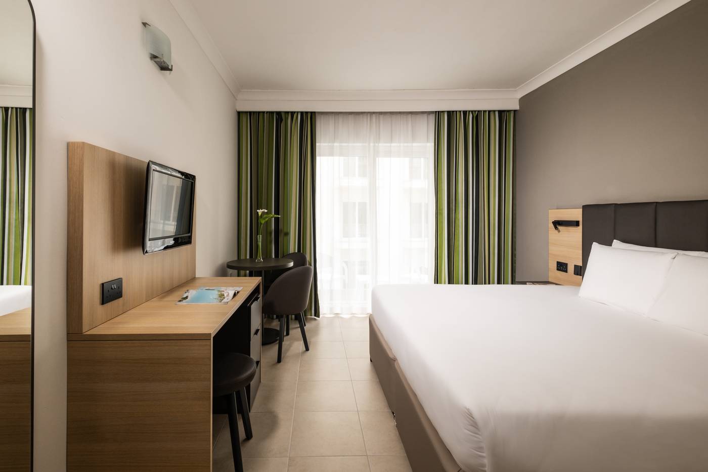 Qawra Palace Resort & Spa 