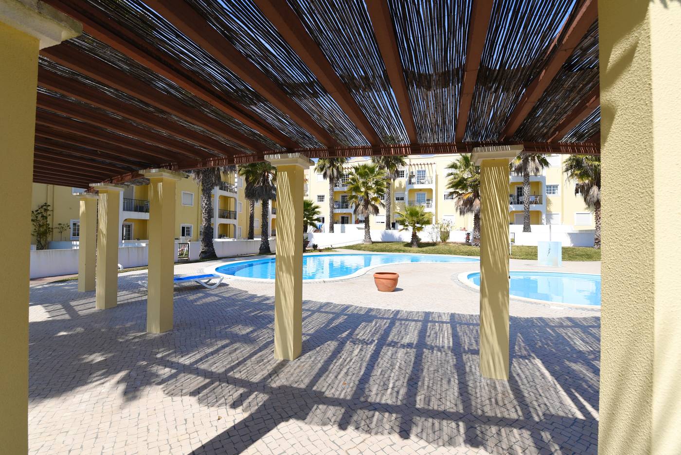 Real-Lota-Pool-3