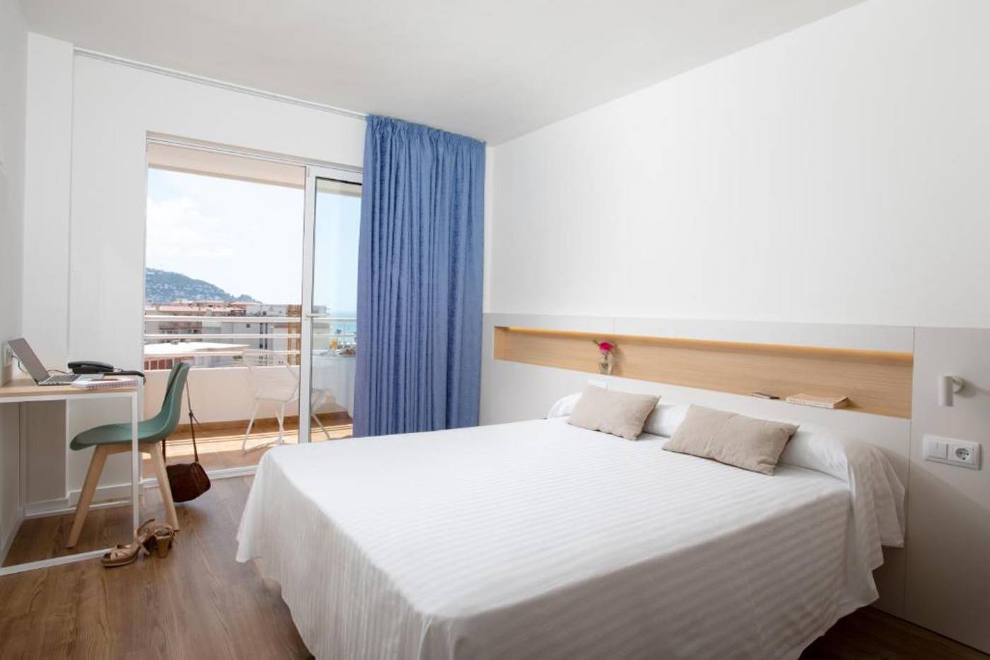 Prestige-Sant-Marc-Room-21