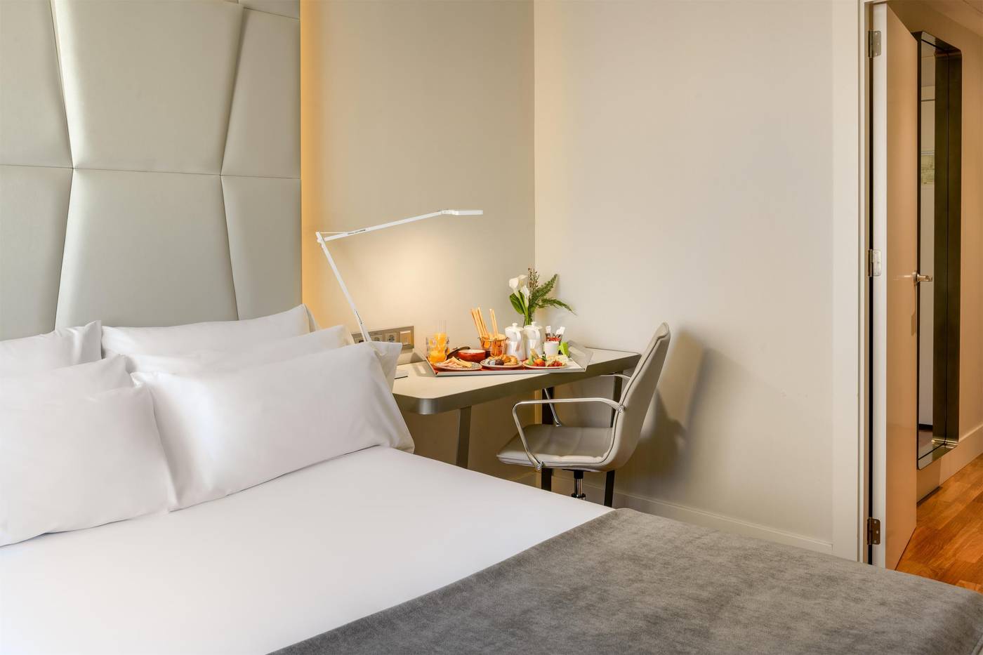 NH-Collection-Madrid-Colon-Room-31