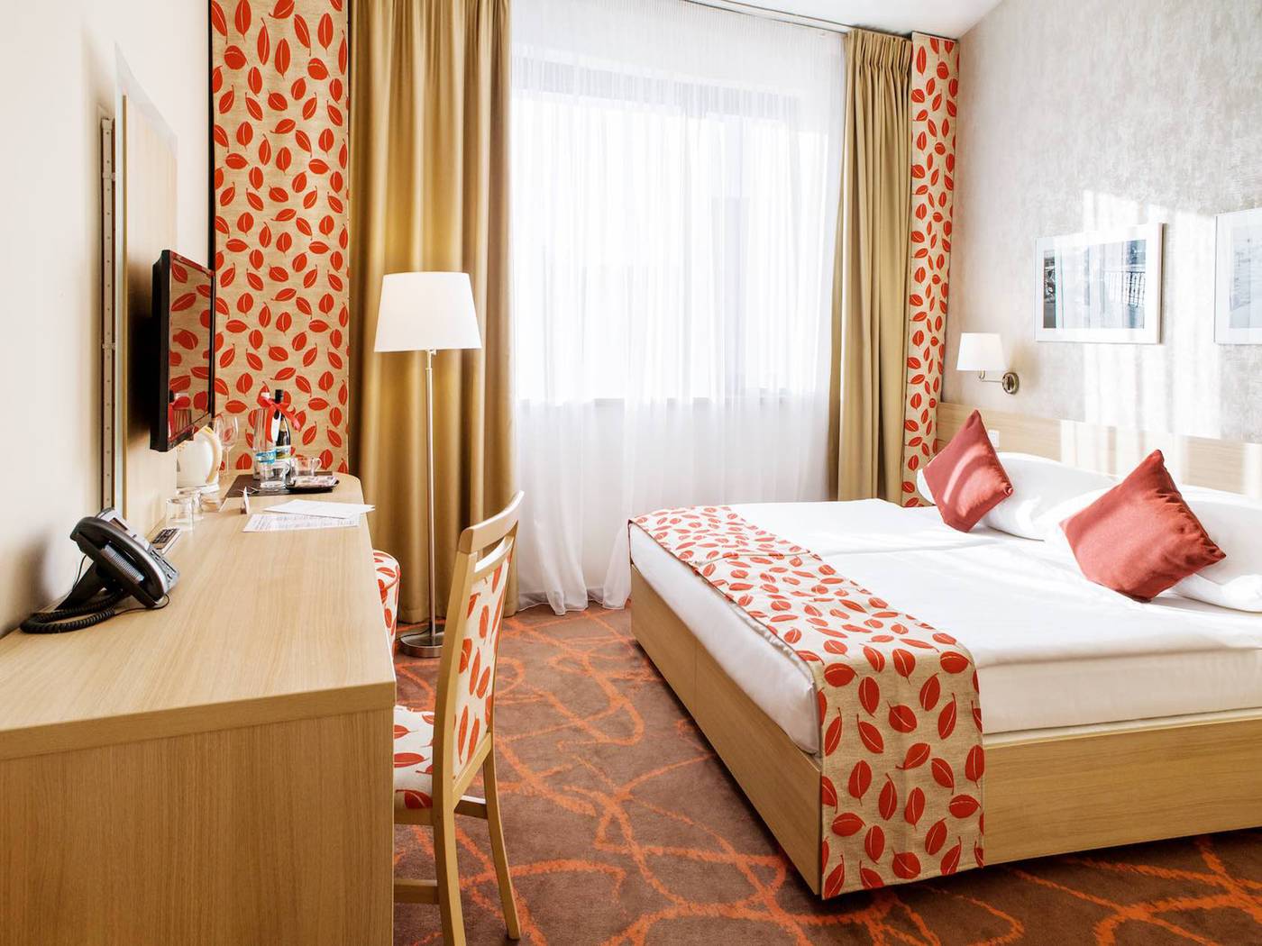 Iris-Hotel-Eden-Room-7