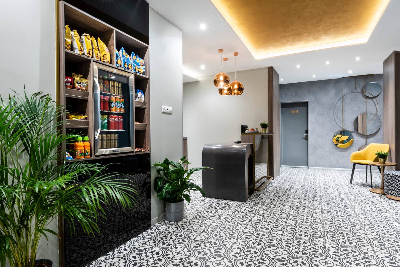 Alta-Moda-Fashion-Hotel-Lobby-2