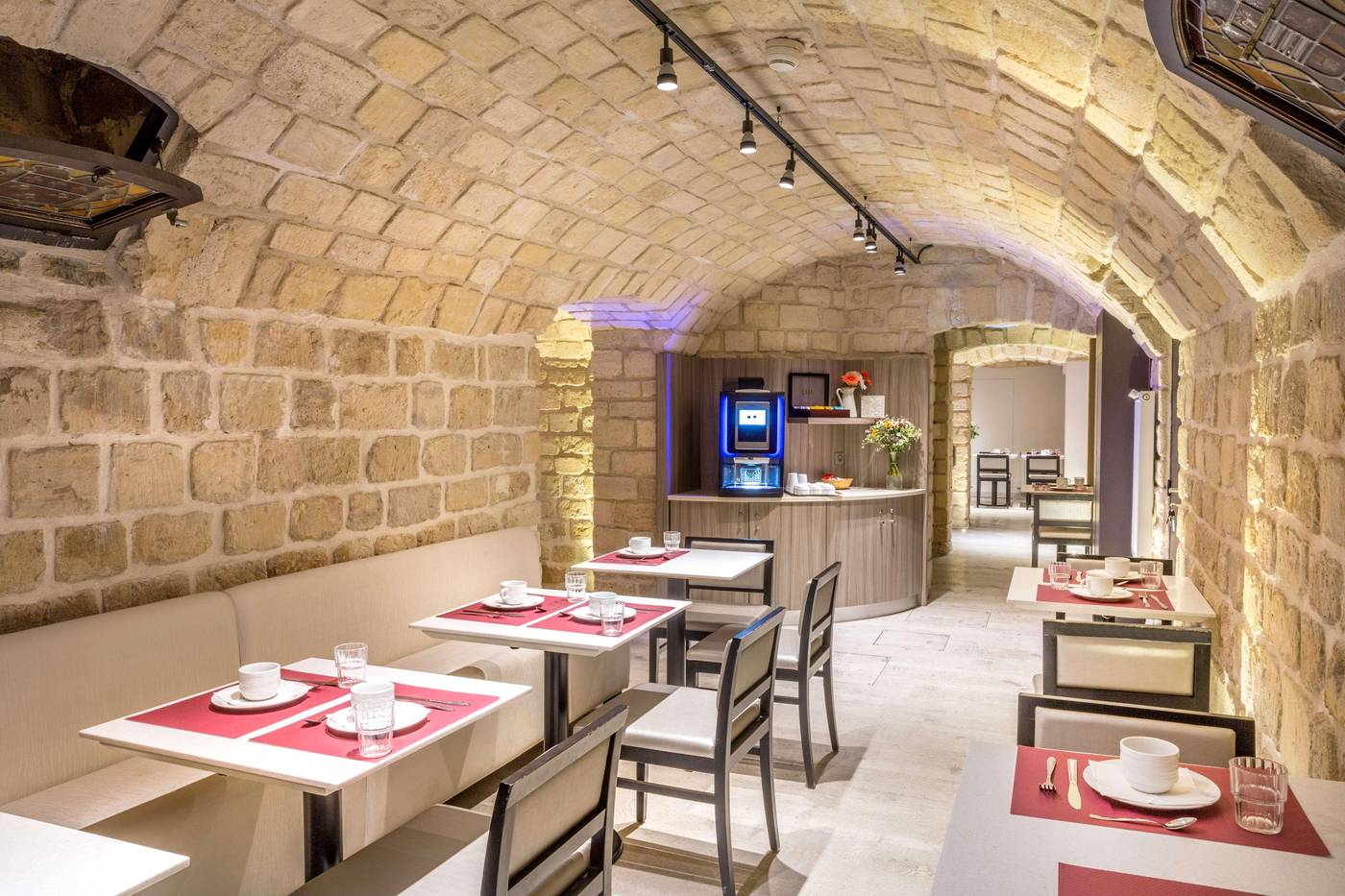 Faubourg-216-224-Restaurant-54