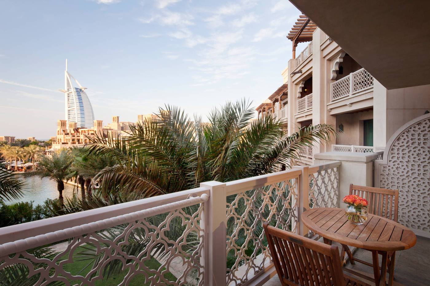 Jumeirah-Al-Qasr--Room-12