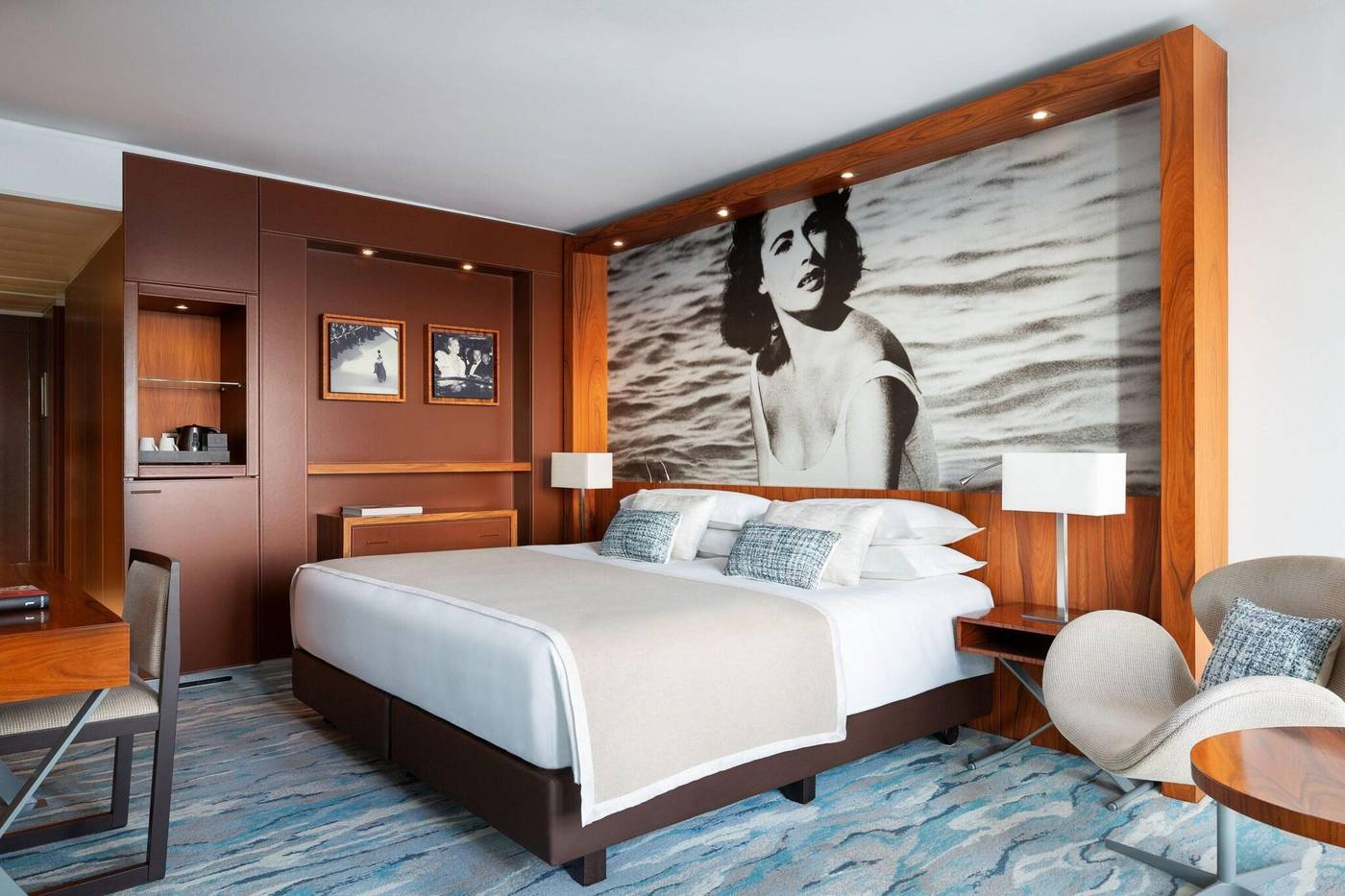 JW-Cannes-Room-38