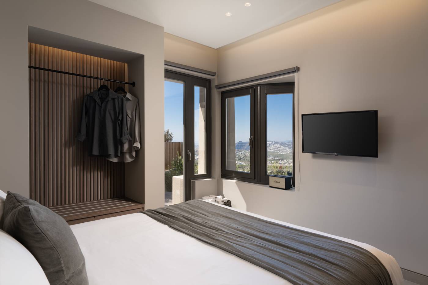 Apikia-Santorini-Room-36