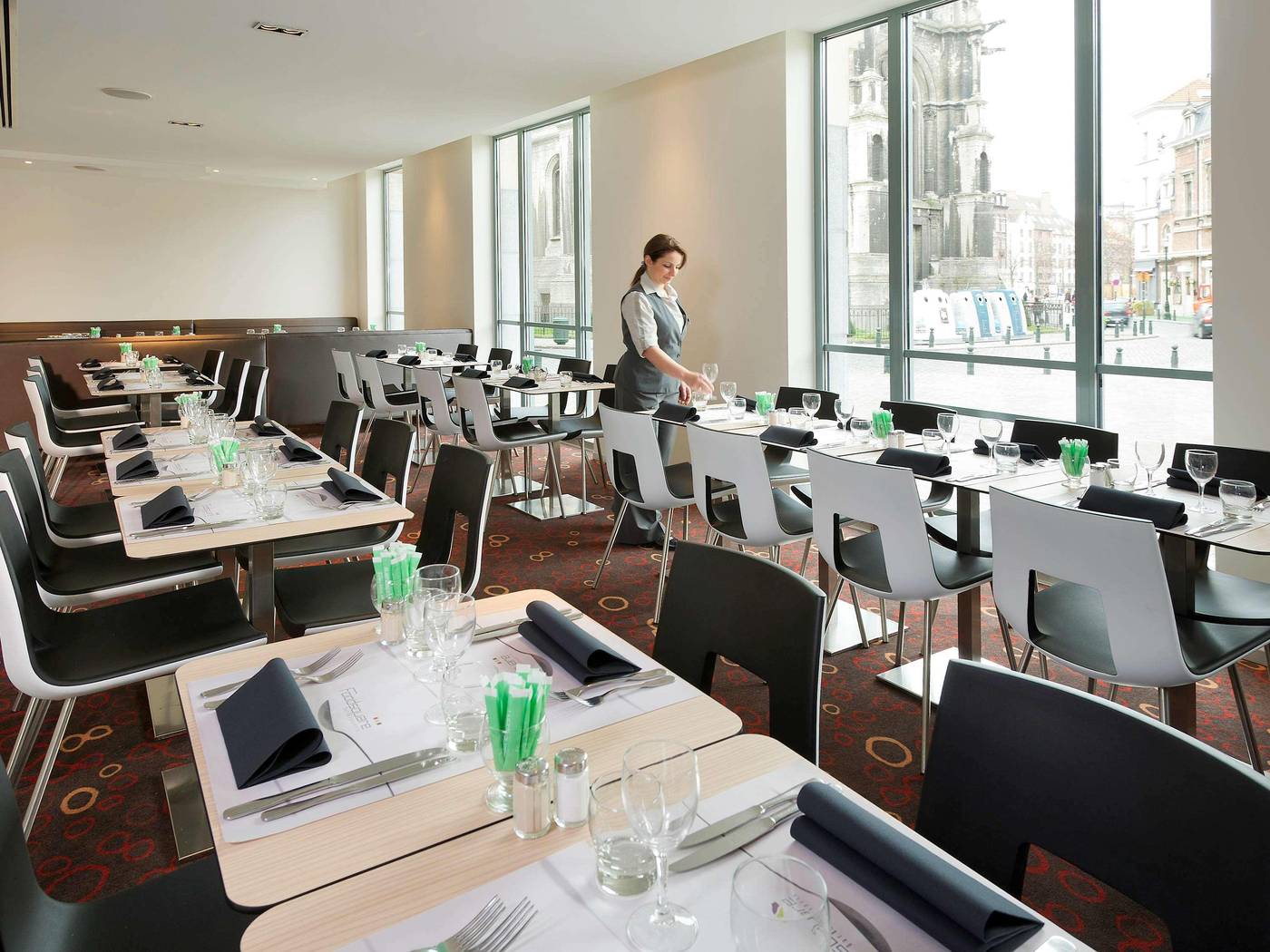 Novotel-Brussels-City-Centre-Restaurant-46