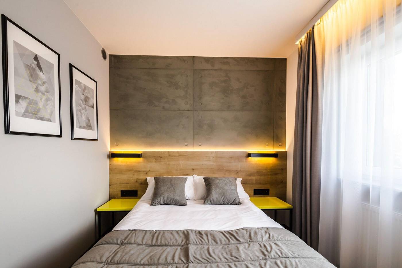 Air-Hotel-General-view-8