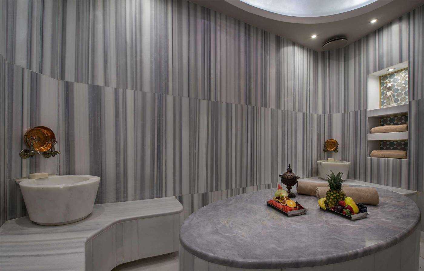 Hilton-Istanbul-Kozyatagi-Sports-and-Entertainment-63