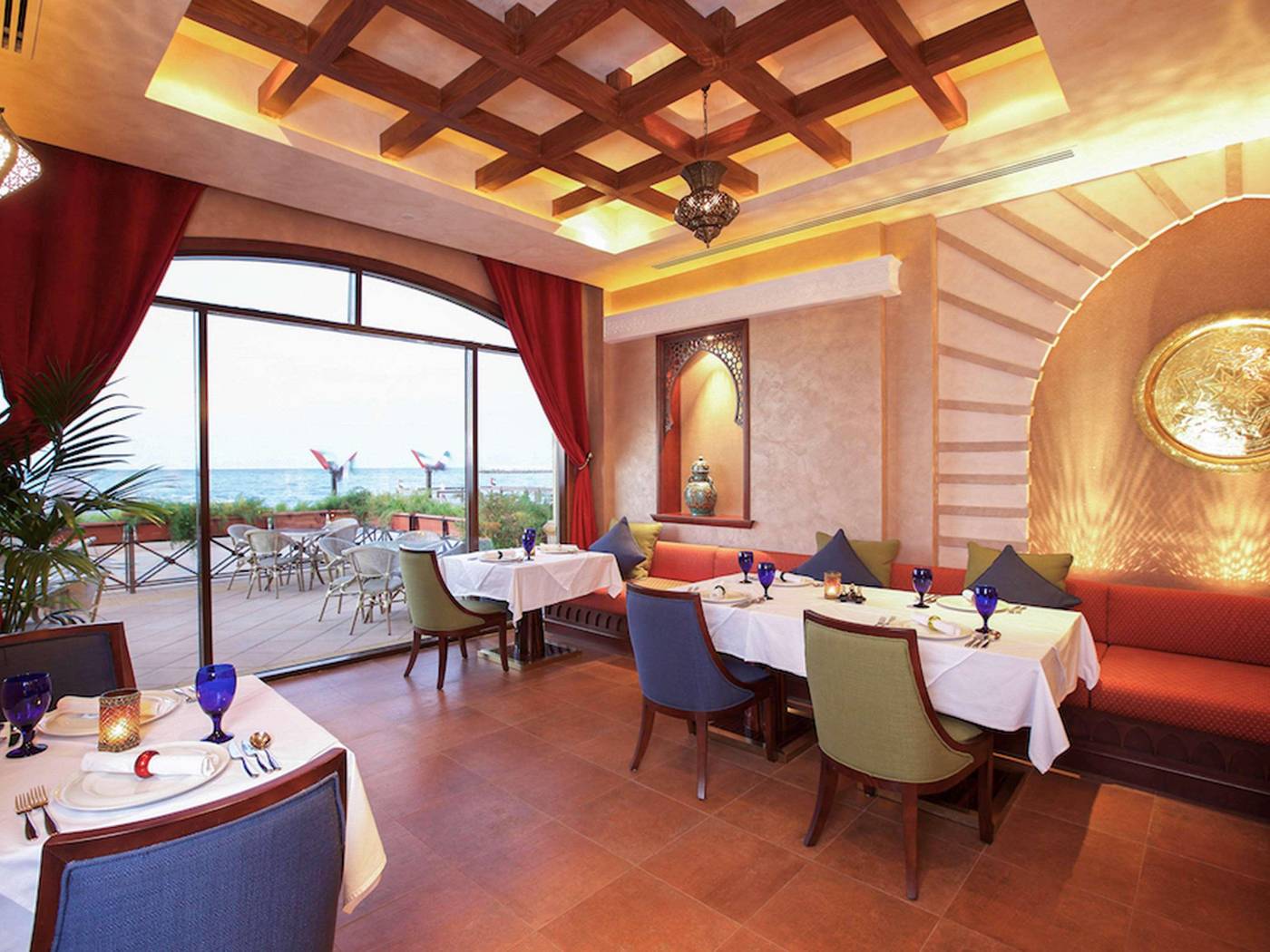 Marjan-Island-Resort-And-Spa-Restaurant-44