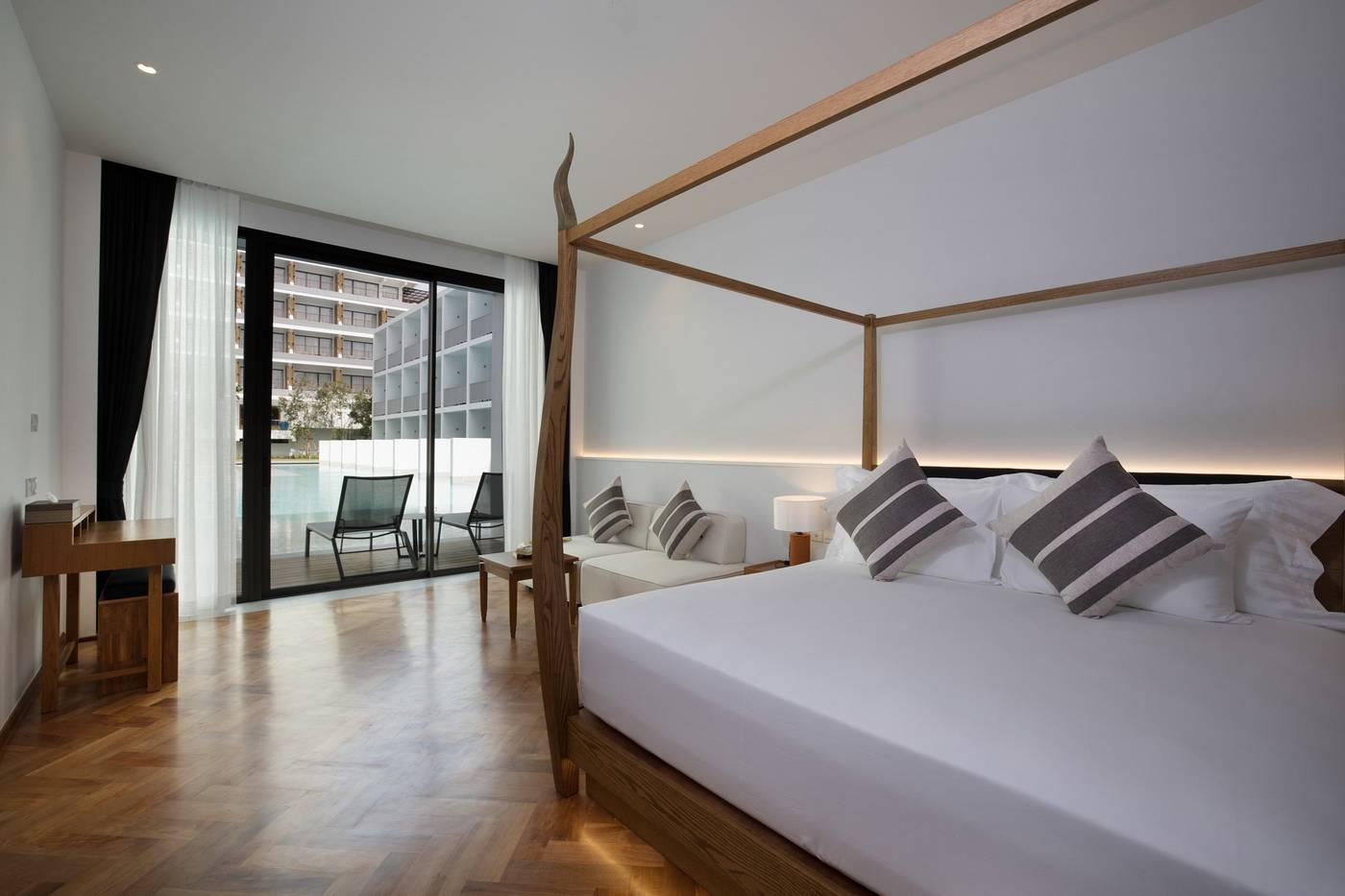 Patong-Beach-Room-19