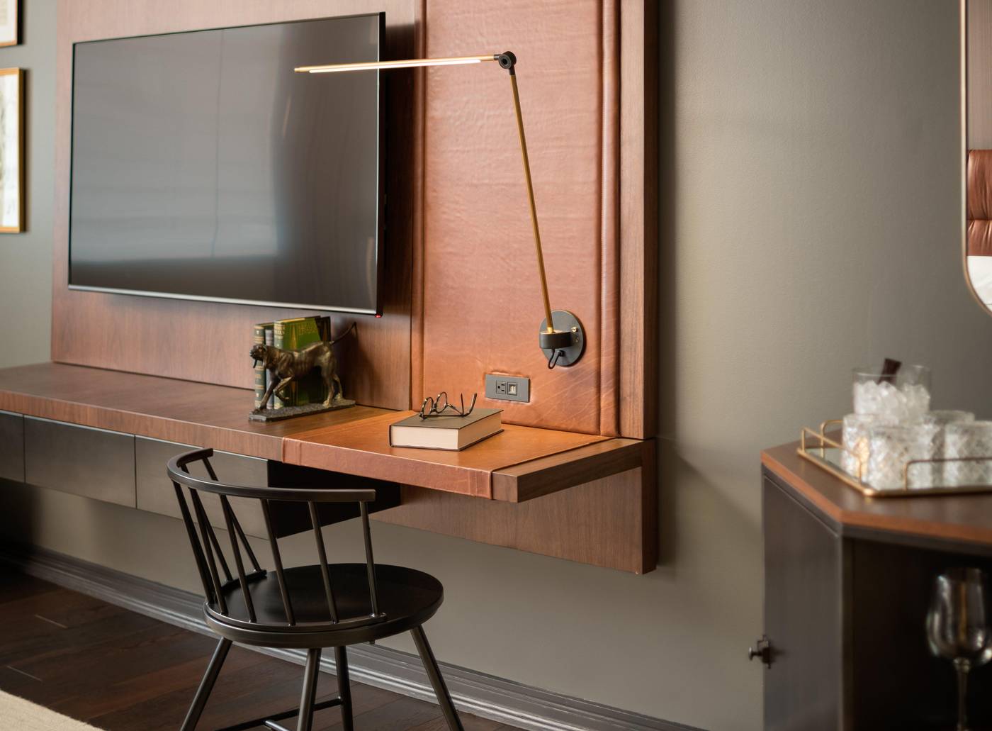 Nine-Zero--A-Kimpton-Hotel-Room-32