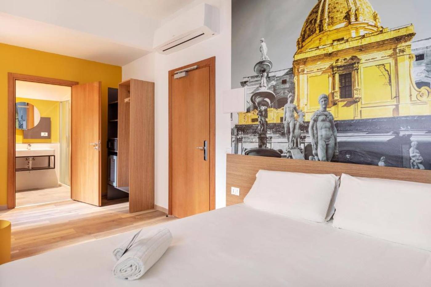 B-B-Hotel-Palermo-Quattro-Canti-Room-9