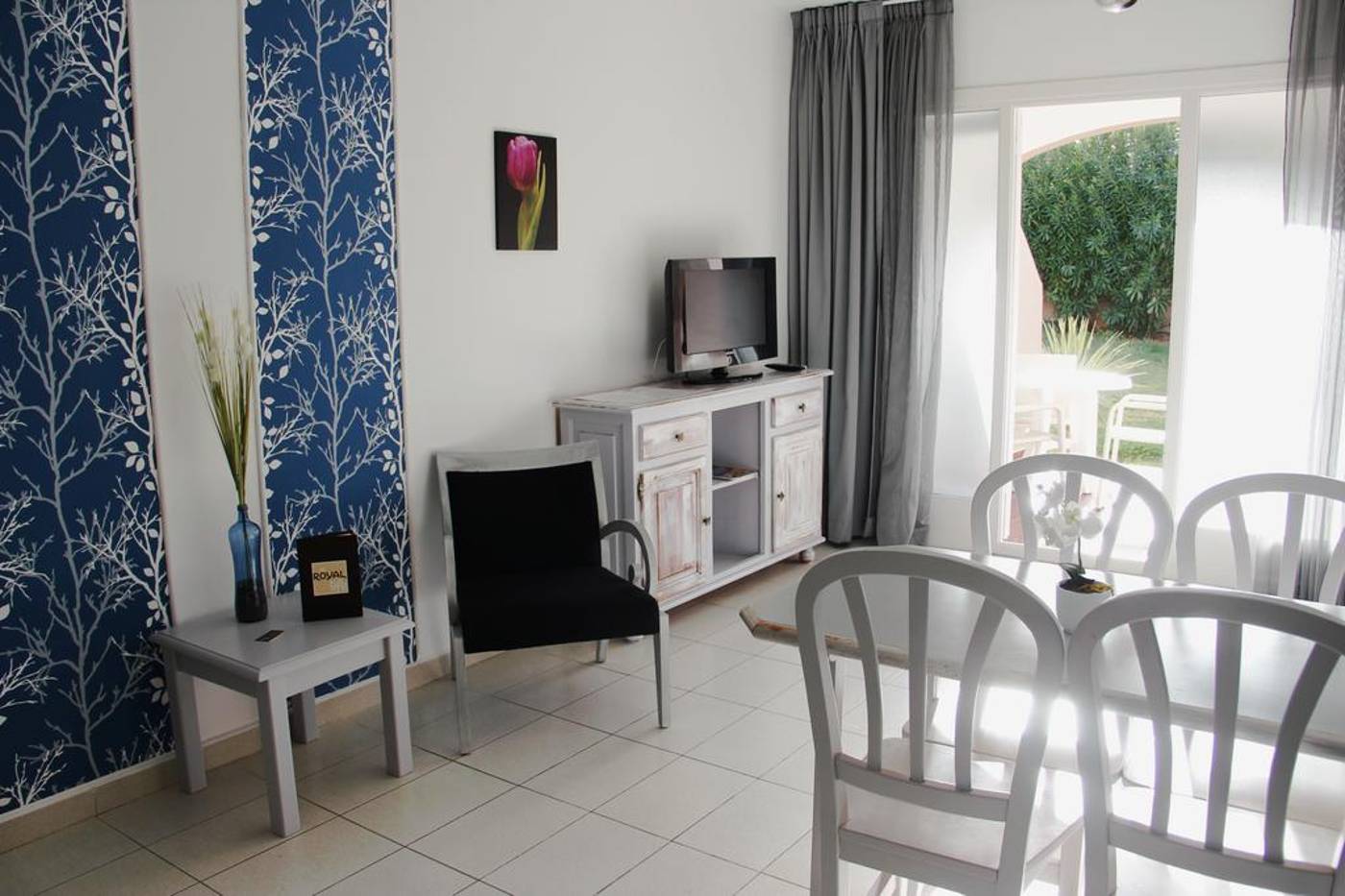 Apartamentos-Royal-Life-General-view-45